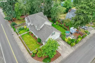 10349 SW 71st Ave, Portland, OR 97223 - Photo 36