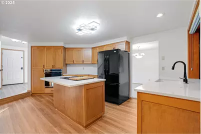 30950 SW Willamette Way, Wilsonville, OR 97070 - Photo 10