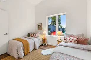 10033 SE Cottage Ln, Milwaukie, OR 97222 - Photo 22