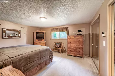 15337 S Hattan Rd, Oregon City, OR 97045 - Photo 14
