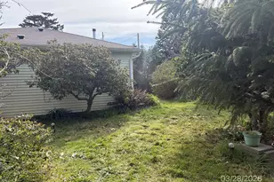 456 N Cammann St, Coos Bay, OR 97420 - Photo 34