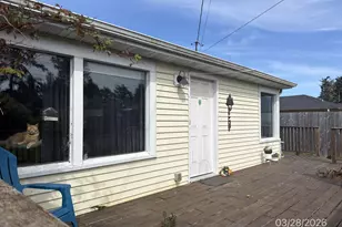 456 N Cammann St, Coos Bay, OR 97420 - Photo 4