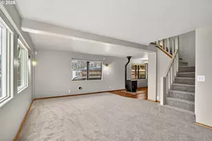 1701 Clackamette Dr, Oregon City, OR 97045 - Photo 10