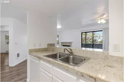 10160 SE Talbert St, Clackamas, OR 97015 - Photo 6