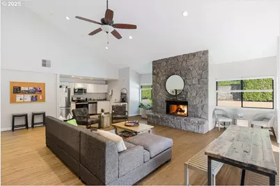 10160 SE Talbert St, Clackamas, OR 97015 - Photo 32