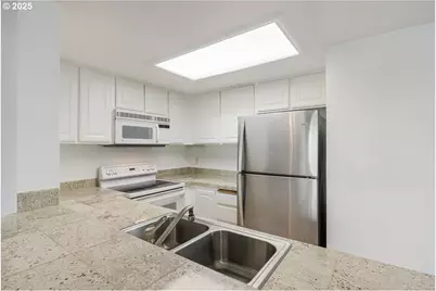 10160 SE Talbert St, Clackamas, OR 97015 - Photo 8