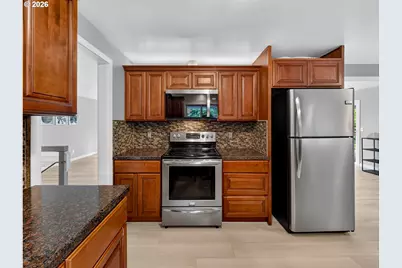 17701 Overlook Cir, Lake Oswego, OR 97034 - Photo 10