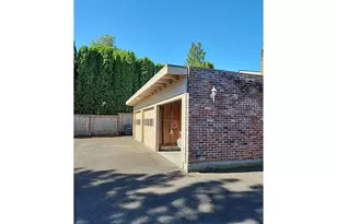 36 SE 52nd Ave, Portland, OR 97215 - Photo 32