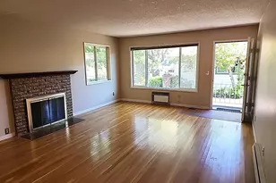 36 SE 52nd Ave, Portland, OR 97215 - Photo 2
