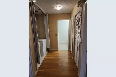 36 SE 52nd Ave, Portland, OR 97215 - Photo 30