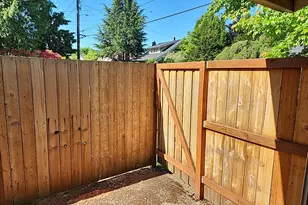 36 SE 52nd Ave, Portland, OR 97215 - Photo 34