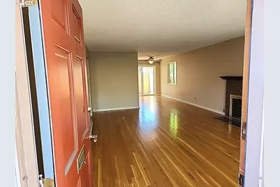 36 SE 52nd Ave, Portland, OR 97215 - Photo 8