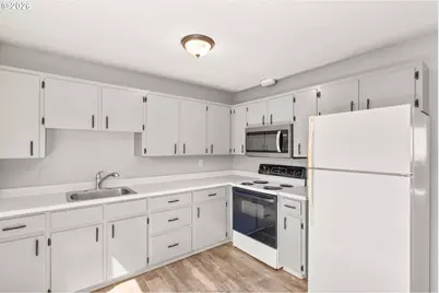 2910 SE Gladstone St, Portland, OR 97202 - Photo 24