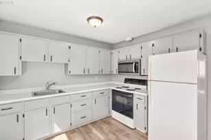2910 SE Gladstone St, Portland, OR 97202 - Photo 24