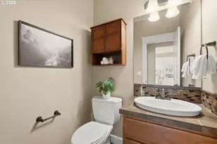 3715 N Knoll Dr, Newberg, OR 97132 - Photo 26