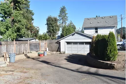 243 N Lane St, Cottage Grove, OR 97424 - Photo 14