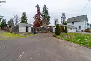 243 N Lane St, Cottage Grove, OR 97424 - Photo 20