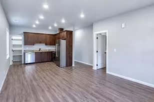 298 E I St, Vernonia, OR 97064 - Photo 8