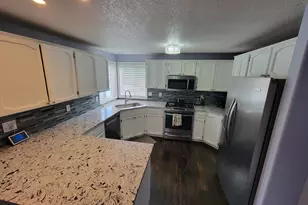 1301 NW 4th Ave, Battle Ground, WA 98604 - Photo 10