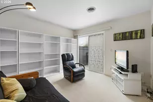 17666 NW Rolling Hill Ln, Beaverton, OR 97006 - Photo 32