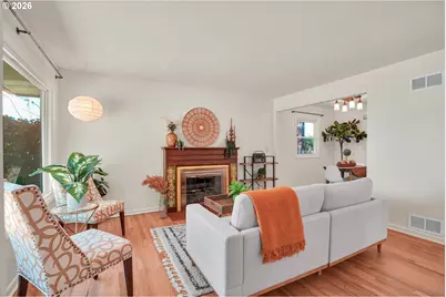 12050 NE Broadway, Portland, OR 97220 - Photo 4