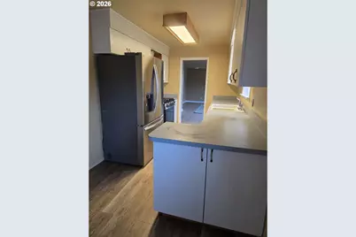 1589 NW Calkins Ave, Roseburg, OR 97471 - Photo 16