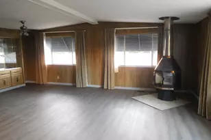 307 Broad St, Weston, OR 97886 - Photo 8