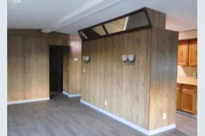 307 Broad St, Weston, OR 97886 - Photo 16