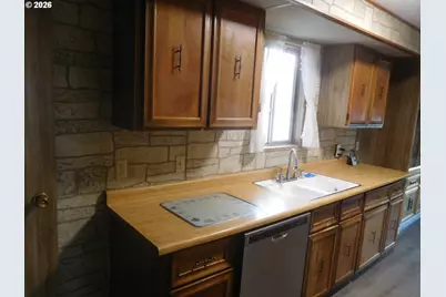 307 Broad St, Weston, OR 97886 - Photo 12