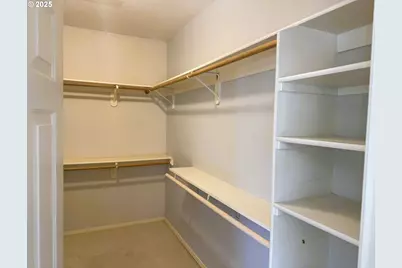 13728 SW 130th Pl, Portland, OR 97223 - Photo 10