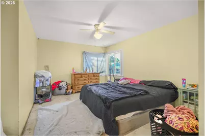 13025 SE Harold St, Portland, OR 97236 - Photo 6