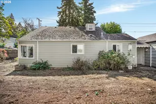 13025 SE Harold St, Portland, OR 97236 - Photo 12