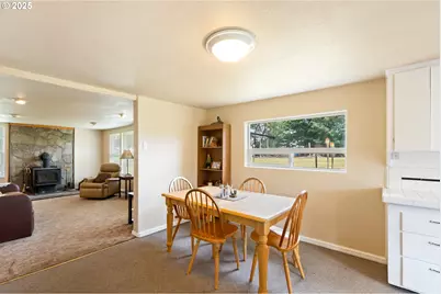 1548 Harlan St, Roseburg, OR 97471 - Photo 18