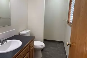 717 Creswood Dr, Creswell, OR 97426 - Photo 18