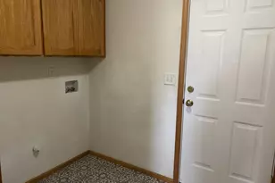717 Creswood Dr, Creswell, OR 97426 - Photo 12