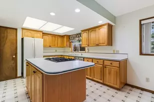 690 Marylhurst Dr, West Linn, OR 97068 - Photo 12