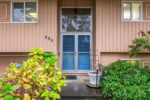 690 Marylhurst Dr, West Linn, OR 97068 - Photo 4