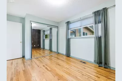 690 Marylhurst Dr, West Linn, OR 97068 - Photo 22