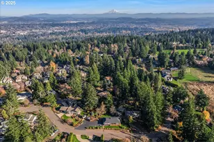 690 Marylhurst Dr, West Linn, OR 97068 - Photo 42