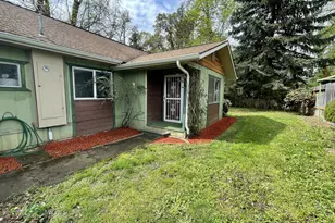 911 NE Newton Creek Rd, Roseburg, OR 97470 - Photo 12