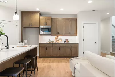 2885 NW 114th Ter, Portland, OR 97229 - Photo 10