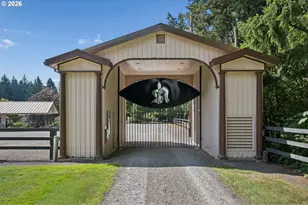22396 S Parrot Creek Rd, Oregon City, OR 97045 - Photo 2