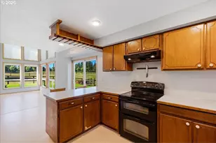 22396 S Parrot Creek Rd, Oregon City, OR 97045 - Photo 22