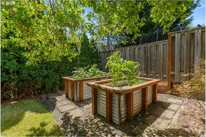 12996 SW Hazelcrest Way, Portland, OR 97224 - Photo 44