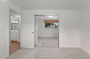 12025 SW Springwood Dr, Portland, OR 97223 - Photo 28