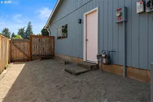 12025 SW Springwood Dr, Portland, OR 97223 - Photo 42