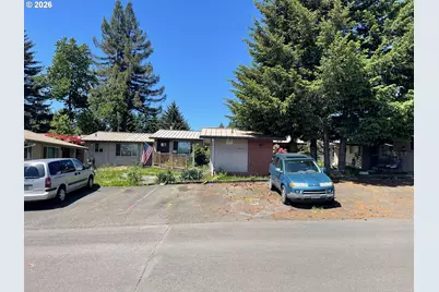 441 SW Walnut St, Willamina, OR 97396 - Photo 2