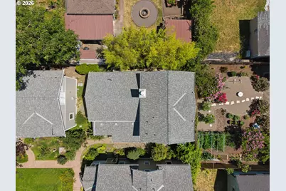 7038 SE Clinton St, Portland, OR 97206 - Photo 36