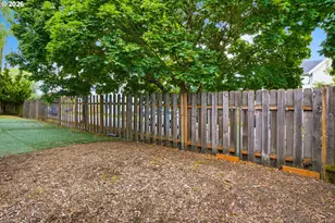 4945 SE Ogden St, Portland, OR 97206 - Photo 32