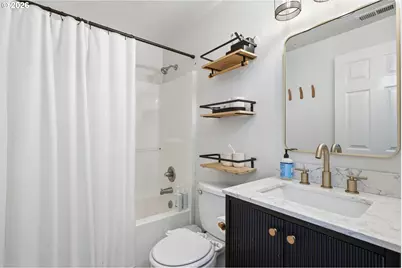 4945 SE Ogden St, Portland, OR 97206 - Photo 20